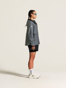 C17985-9990_Hydro20Shorts20W_closeup2