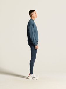 C17987-3980_Essence20Warm20Wind20Tights20M_closeup2