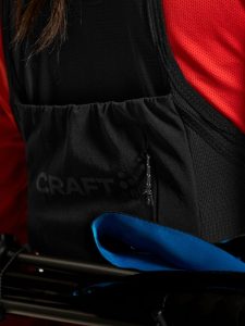C17990-9990_Light20Hydration20Vest_closeup11