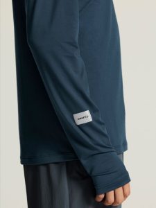 C17994-3850_SubZ20Thermal20Hood20M_closeup9