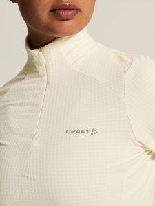C17997-1050_Gain20Thermal20Midlayer20220W_closeup13