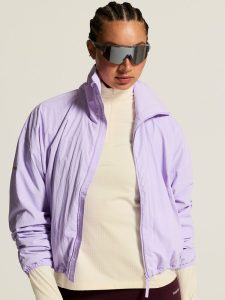 C17997-1050_Gain20Thermal20Midlayer20220W_closeup15