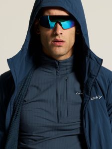 C17998-3980_Gain20Thermal20Midlayer20220M_closeup9