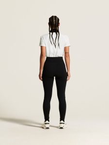 C18000-1000_Essence20Logo20Tee20220W_closeup3