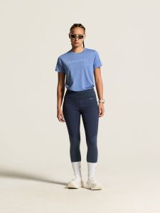 C18000-3170_Essence20Logo20Tee20220W_closeup1