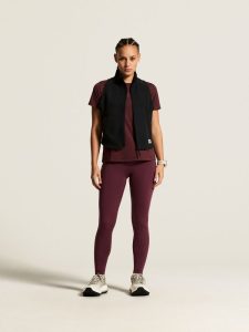 C18000-4820_Essence20Logo20Tee20220W_closeup1