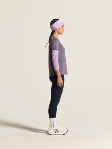 C18000-7630_Essence20Logo20Tee20220W_closeup2