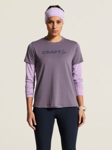 C18000-7630_Essence20Logo20Tee20220W_closeup4