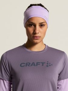 C18000-7630_Essence20Logo20Tee20220W_closeup5