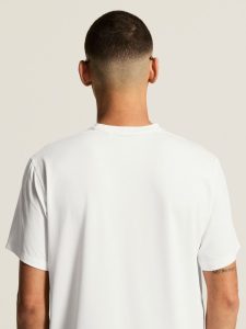 C18001-1000_Essence20Logo20Tee20220M_closeup8