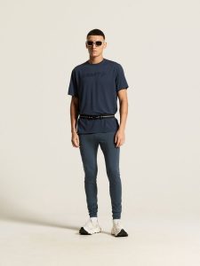 C18001-3980_Essence20Logo20Tee20220M_closeup1