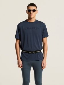 C18001-3980_Essence20Logo20Tee20220M_closeup4