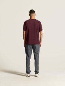 C18001-4820_Essence20Logo20Tee20220M_closeup3