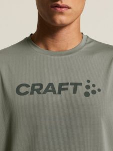C18001-6470_Essence20Logo20Tee20220M_closeup6