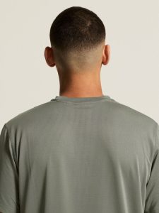 C18001-6470_Essence20Logo20Tee20220M_closeup8