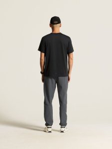 C18001-9990_Essence20Logo20Tee20220M_closeup3