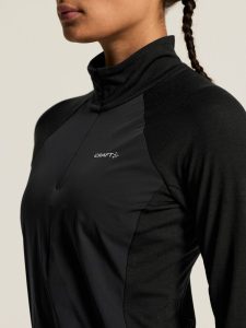C18098-9990_Wool20Wind20HZ20LS20W_closeup5