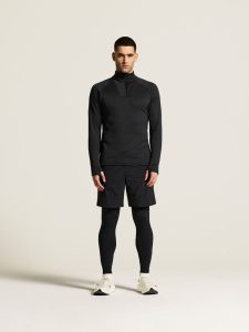 C18113-9990_Explore20Power20Fleece20Half20Zip20M_closeup1