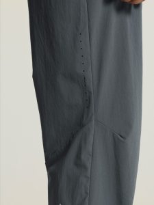 C18149-9580_Hypervent20Wind20Pant20M_closeup6