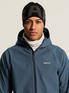 C18263-3850_Escape20Hood20Jacket20M_closeup5