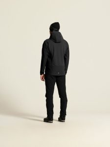 C18263-9990_Escape20Hood20Jacket20M_closeup3