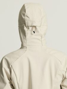C18264-2140_Escape20Hood20Jacket20W_closeup10