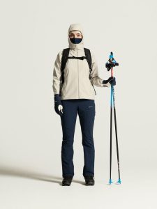 C18264-2140_Escape20Hood20Jacket20W_closeup_173